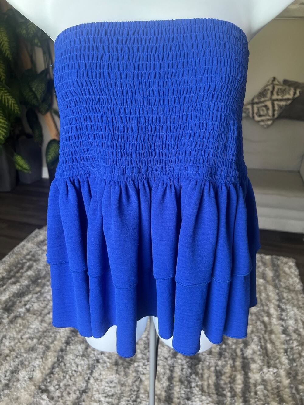 PINK by Victoria's Secret Tube Top Women's Medium Blue Smocked Peplum #727
